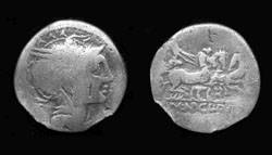 Appius Claudius Pulcher, Denarius, Victory driving Triga reverse